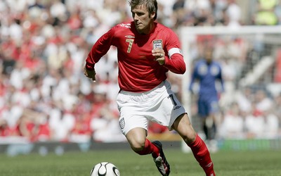 乐竞体育精华-亚马尔助攻戴帽