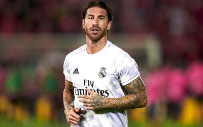 乐竞体育精华-内马尔训练中传球精准